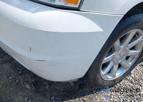 2007 GMC Yukon Xl 1500 Denali z USA, uszkodzony, nr VIN 1GKFK668X7J159556